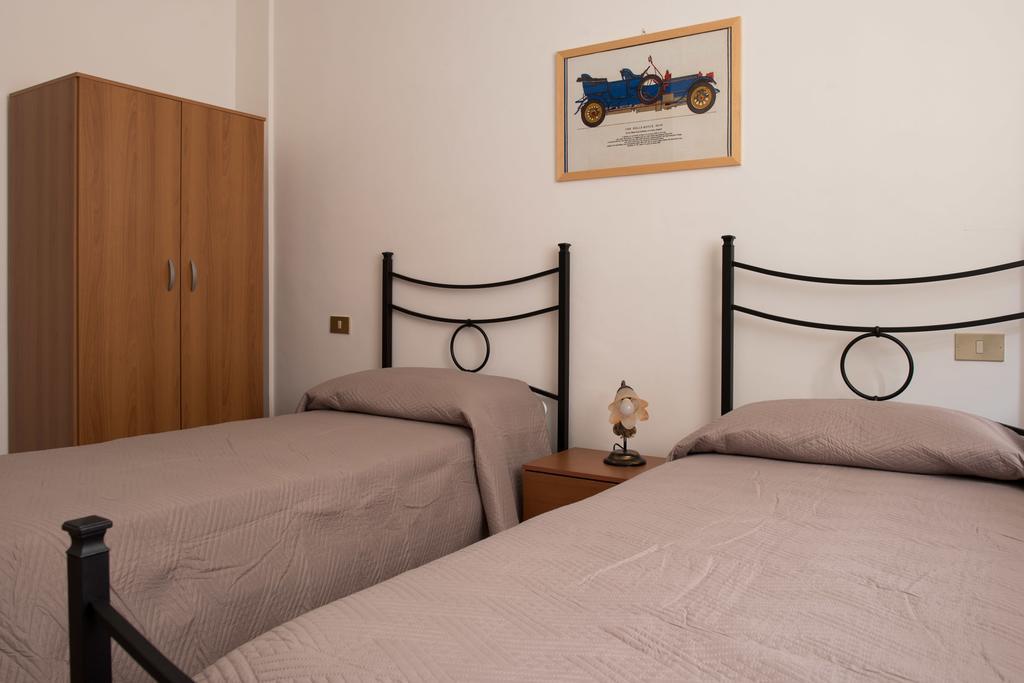 Il Bedrooms Di Porta Maggiore Асколі-Пічено Екстер'єр фото